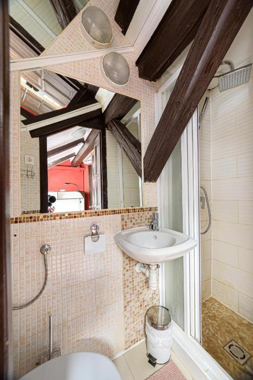 Gul Baba Saray Apartmán Budapest